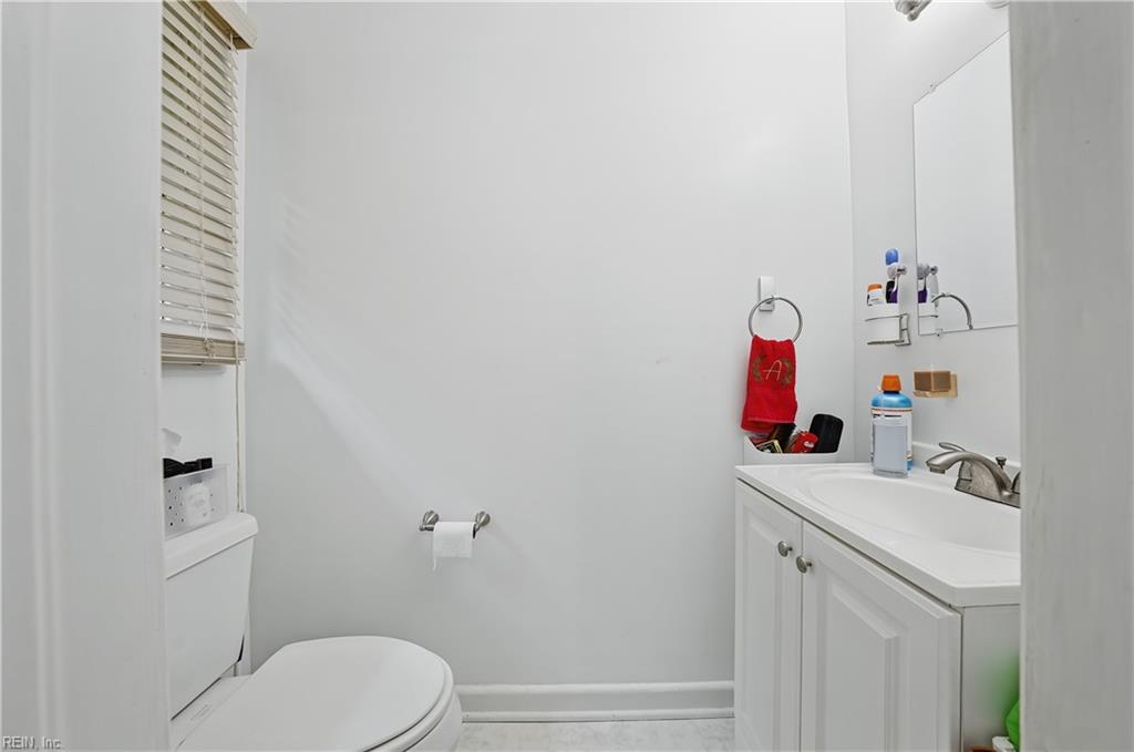 4821 Orleans Dr Property Photo 17