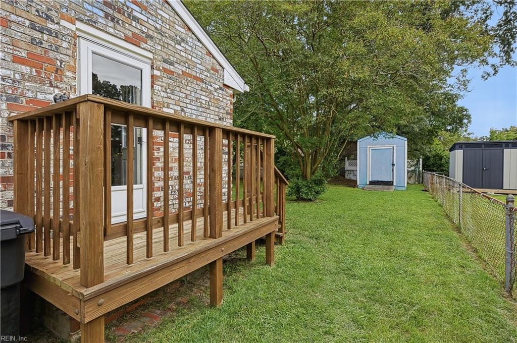 4821 Orleans Dr Property Photo 22