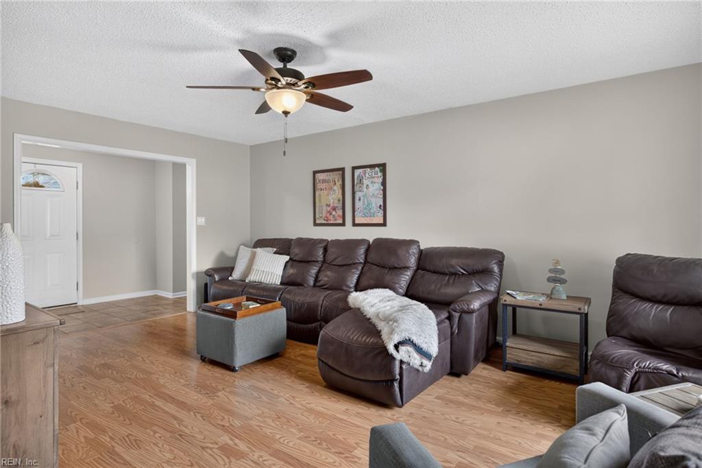 1416 Woodside Ct Property Photo 19