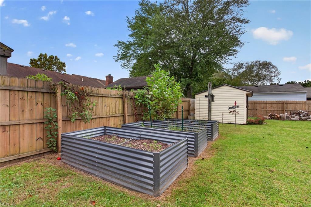 1416 Woodside Ct Property Photo 25