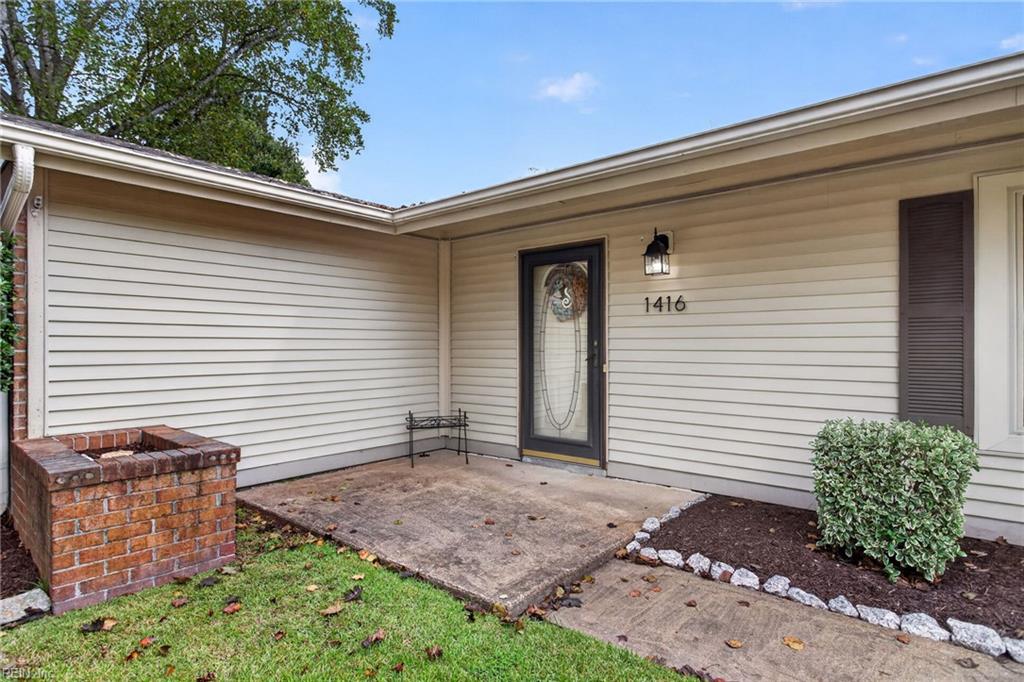 1416 Woodside Ct Property Photo 28