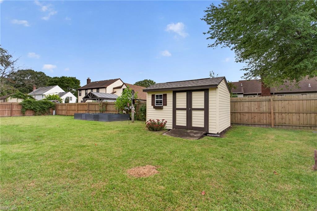 1416 Woodside Ct Property Photo 30