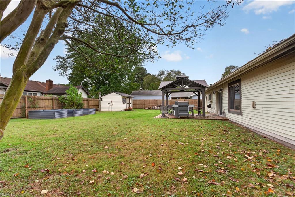 1416 Woodside Ct Property Photo 32