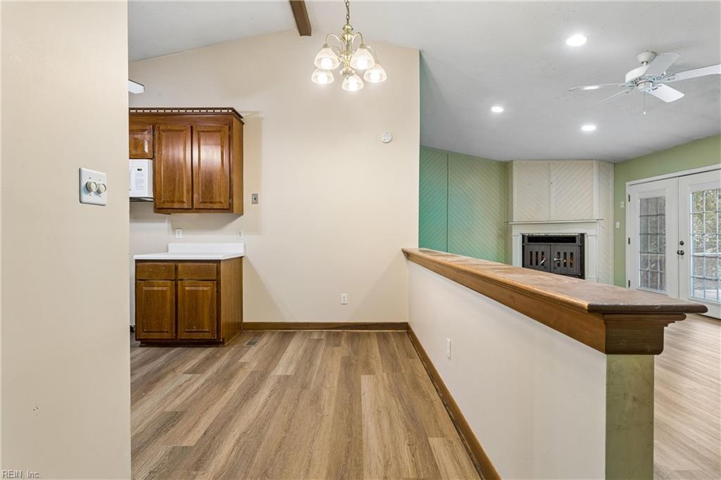 12 Waterview Pt Property Photo 8