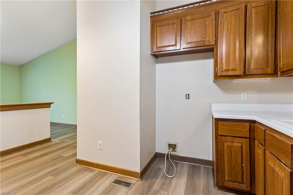 12 Waterview Pt Property Photo 15