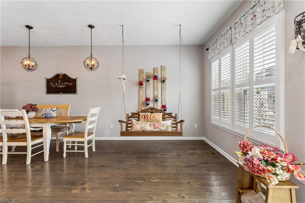 7523 Tealight Way Property Photo 12