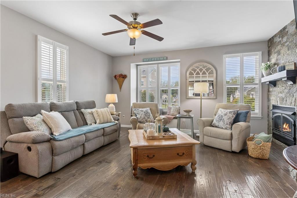 7523 Tealight Way Property Photo 22