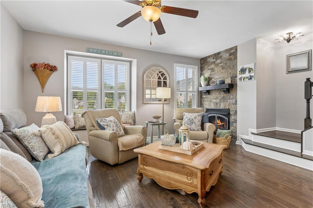 7523 Tealight Way Property Photo 23