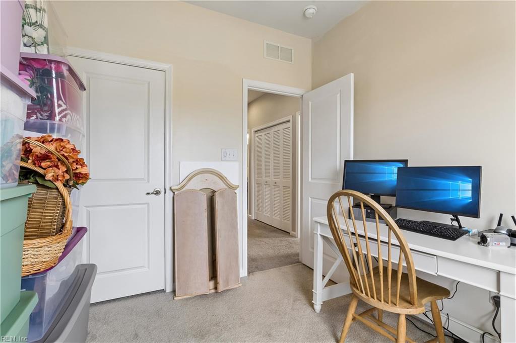 7523 Tealight Way Property Photo 26