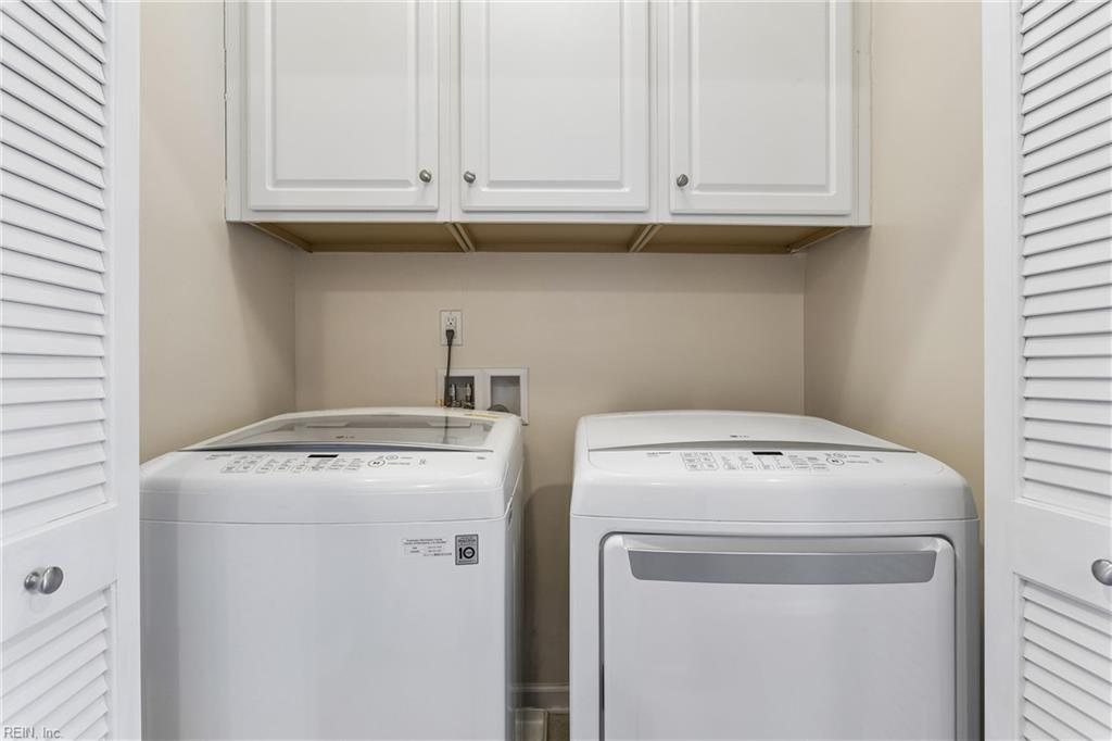 7523 Tealight Way Property Photo 28