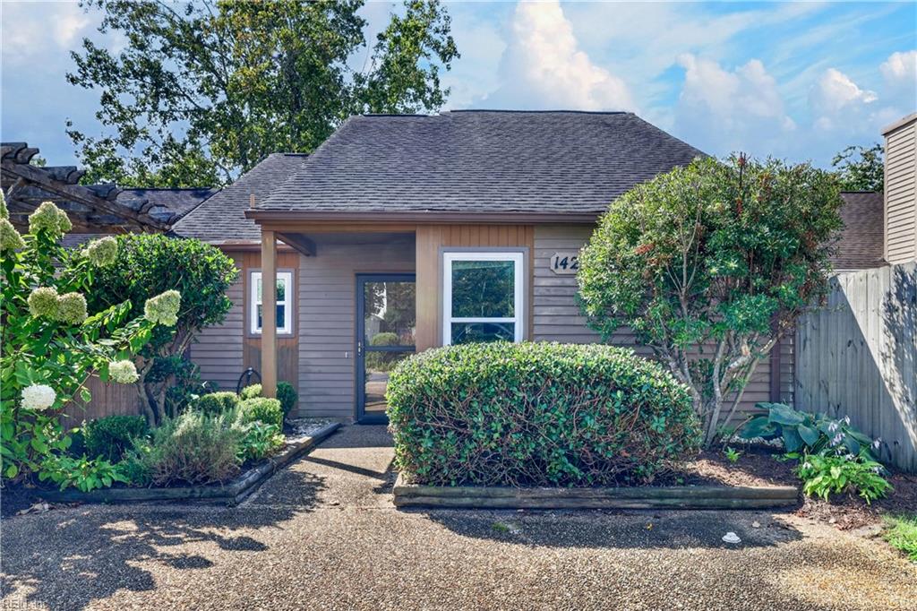 1427 Gannet RN Property Photo 1
