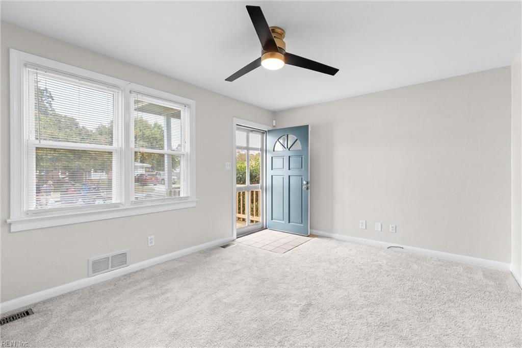 2309 Dominion Ave Property Photo 4