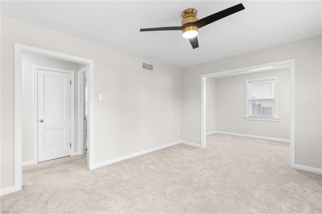 2309 Dominion Ave Property Photo 5