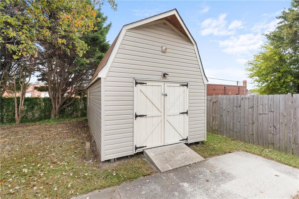 2309 Dominion Ave Property Photo 19