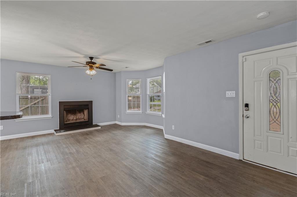 320 Frizzell Ave Property Photo 6