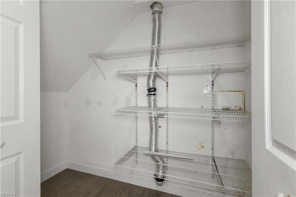 320 Frizzell Ave Property Photo 13