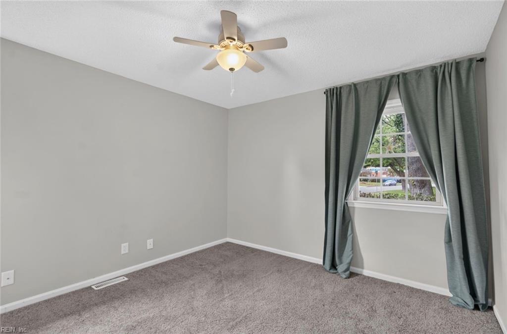 1098 Clear Springs Ln Property Photo 19