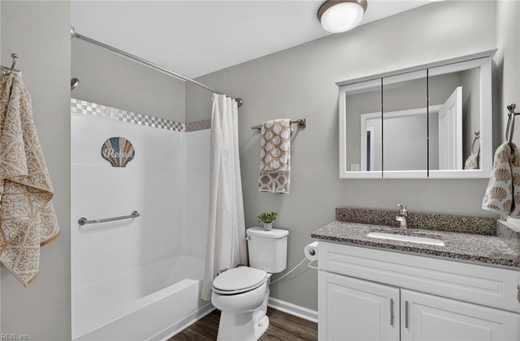 1098 Clear Springs Ln Property Photo 25