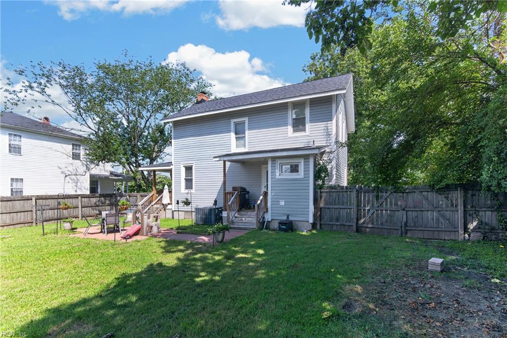 1116 Hampton Ave Property Photo 19