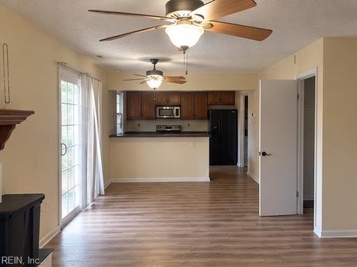 208 Henwick Ct Property Photo 2
