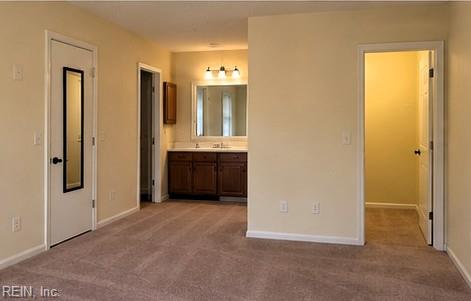 208 Henwick Ct Property Photo 4