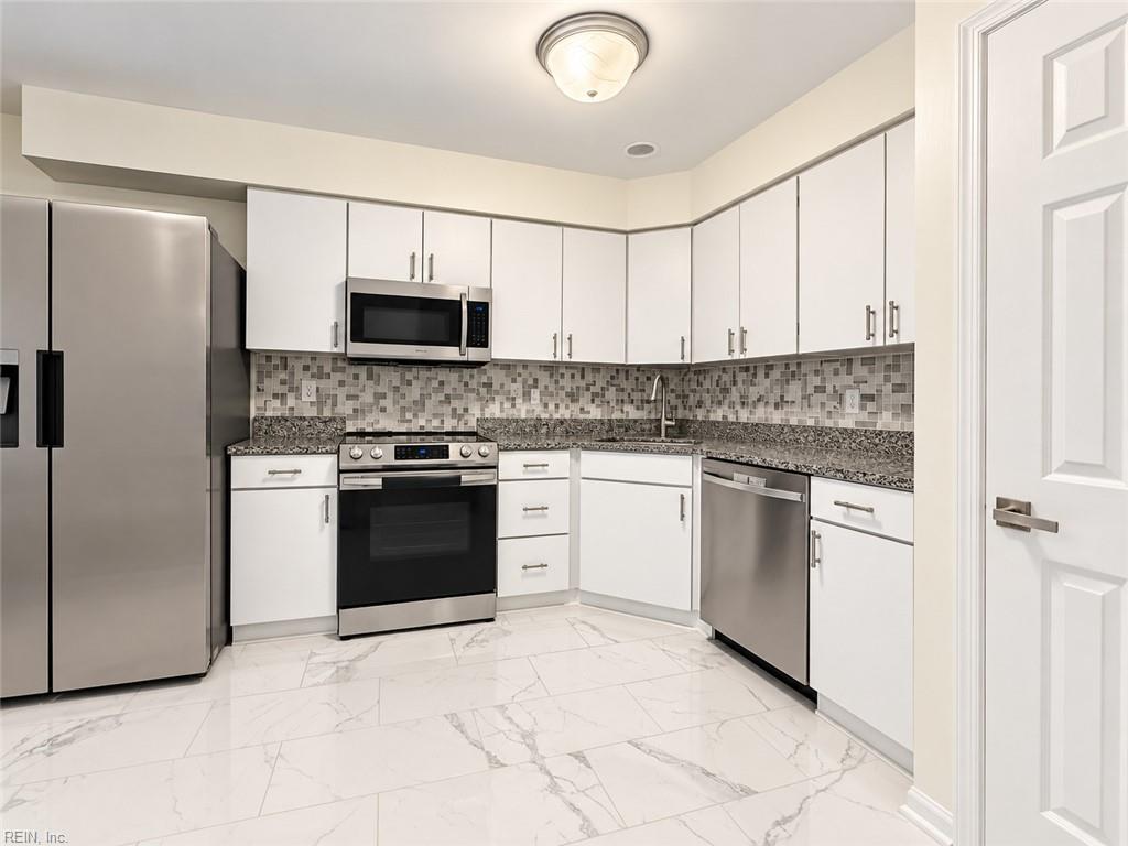 708 Sail Fish Quay Property Photo 4