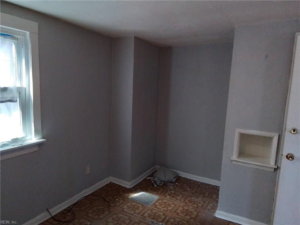 2801 Sewells Point Rd Property Photo 13