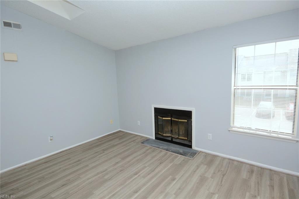 503 Pillar Ct Property Photo 5