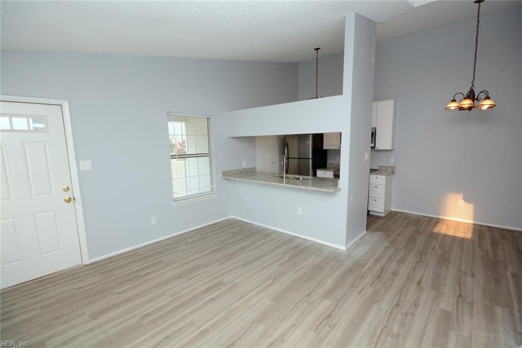 503 Pillar Ct Property Photo 9