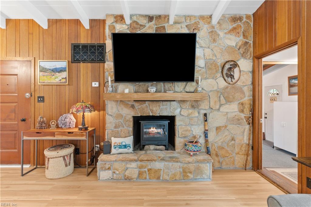 1308 Woodhurst Dr Property Photo 8