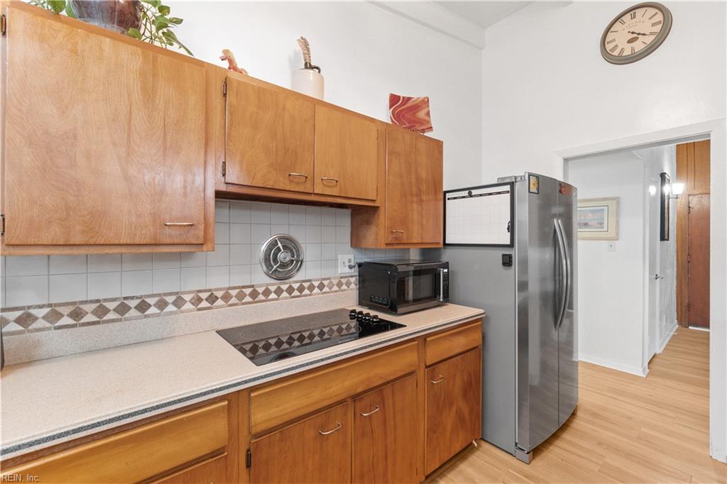 1308 Woodhurst Dr Property Photo 15
