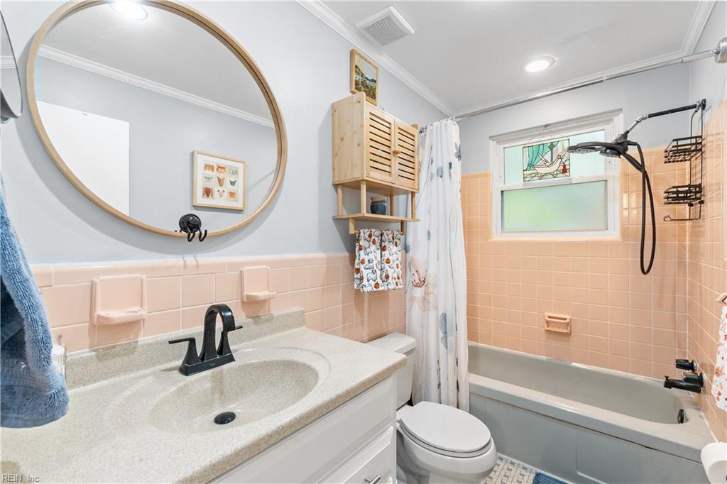 1308 Woodhurst Dr Property Photo 20