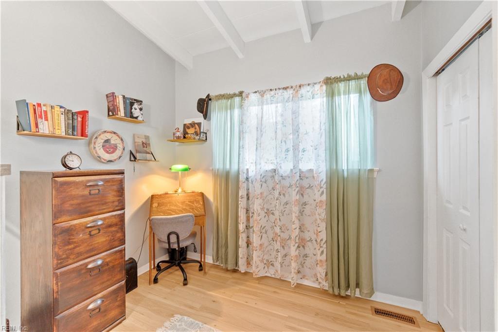 1308 Woodhurst Dr Property Photo 23