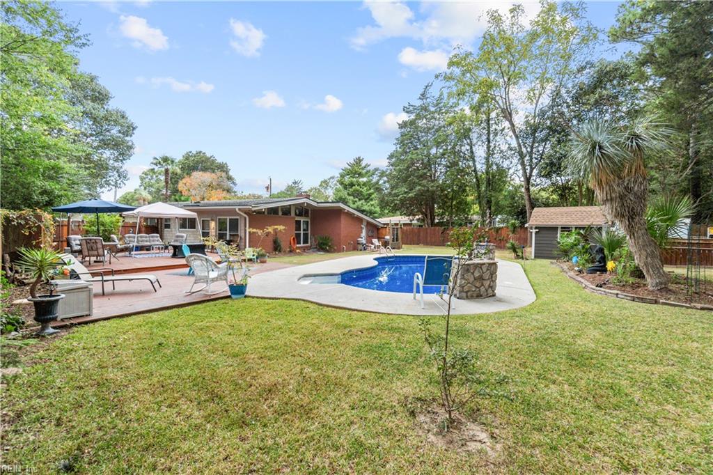 1308 Woodhurst Dr Property Photo 37