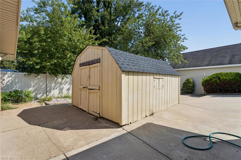 19 Prince James Dr Property Photo 44