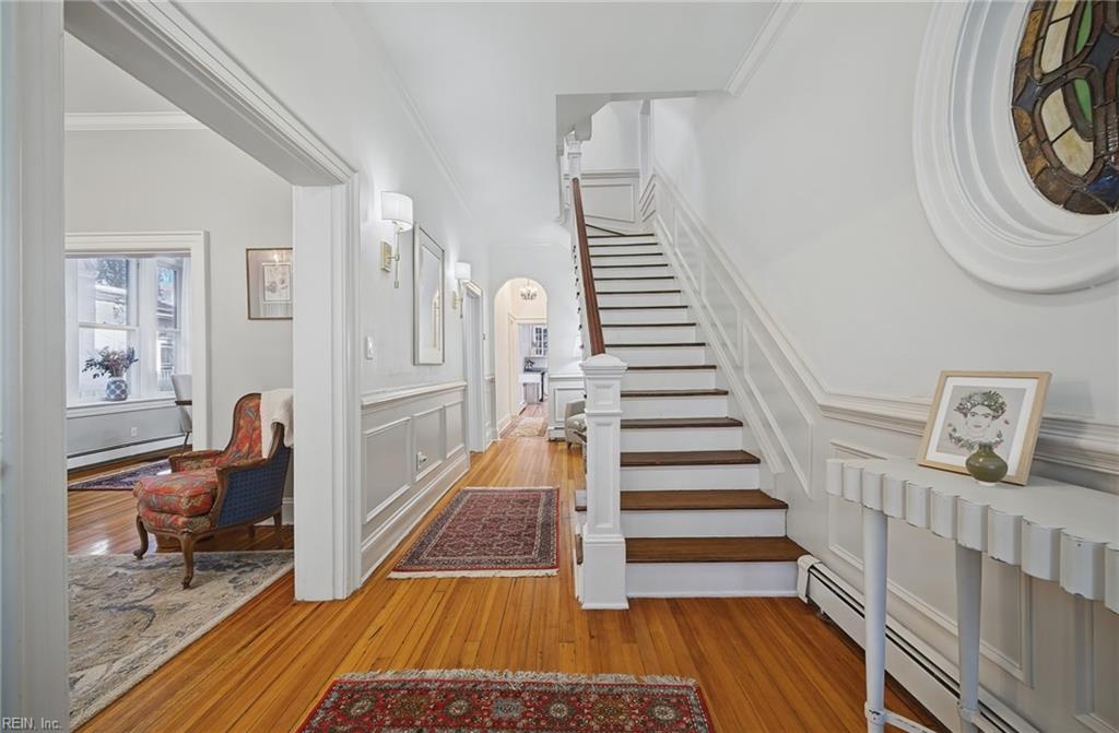 734 Graydon Ave Property Photo 6
