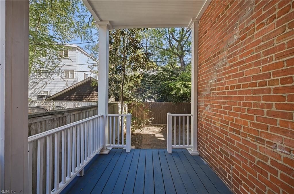 734 Graydon Ave Property Photo 43