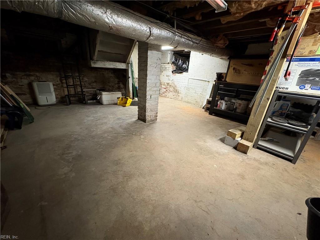 734 Graydon Ave Property Photo 47