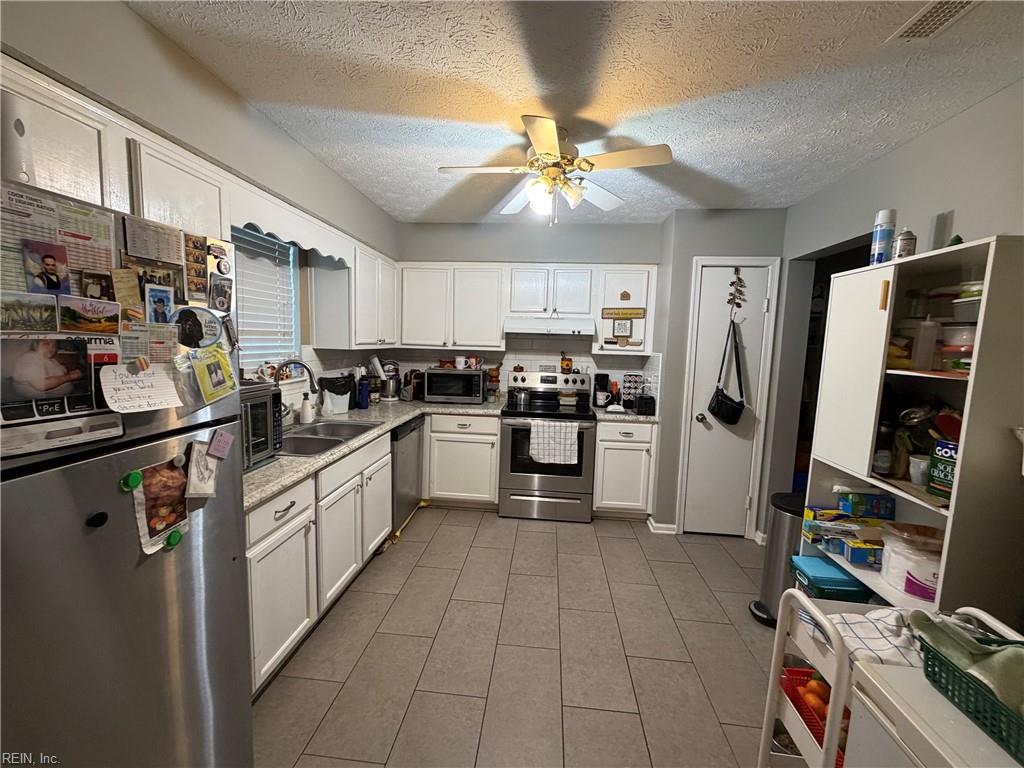 368 Deputy Ln Property Photo 3