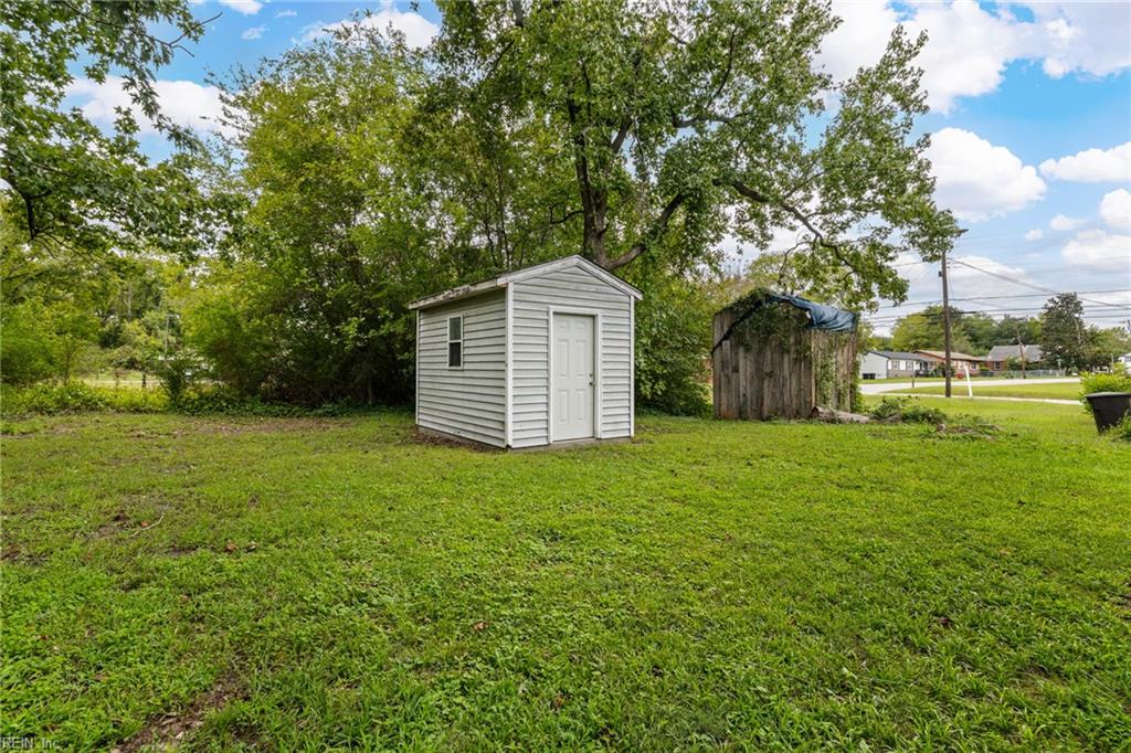 212 Turner St Property Photo 18