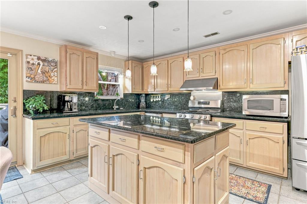 2272 Tanglewood Trl Property Photo 8