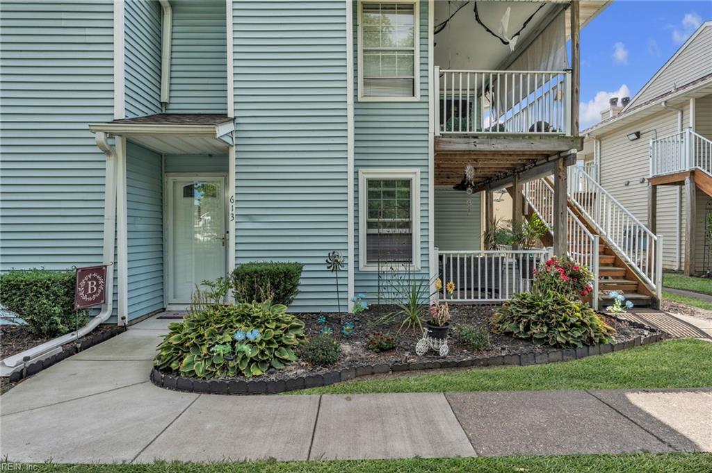 613 Crows Nest Ct Property Photo 4