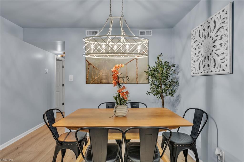 613 Crows Nest Ct Property Photo 14