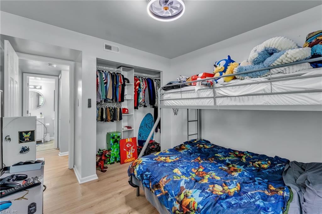 613 Crows Nest Ct Property Photo 32