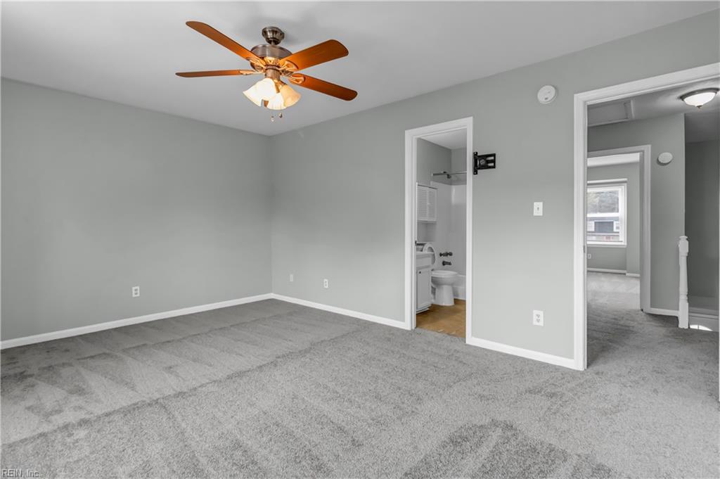 360 Susan Constant Dr Property Photo 4