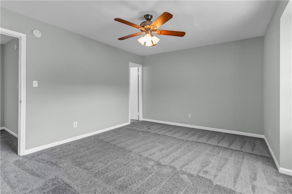 360 Susan Constant Dr Property Photo 7
