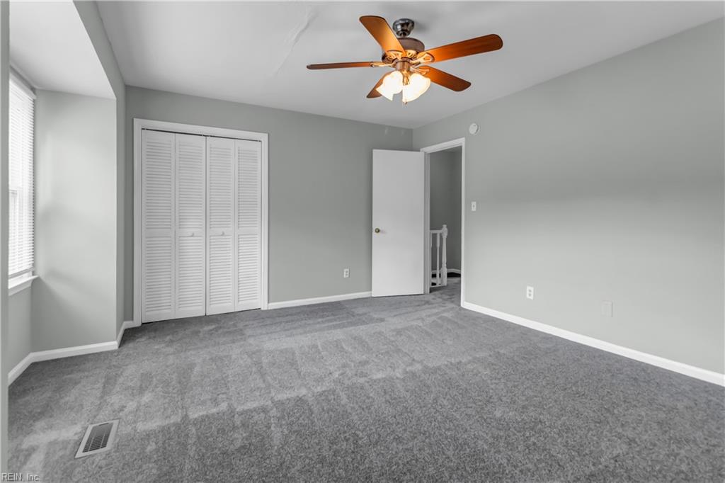360 Susan Constant Dr Property Photo 8