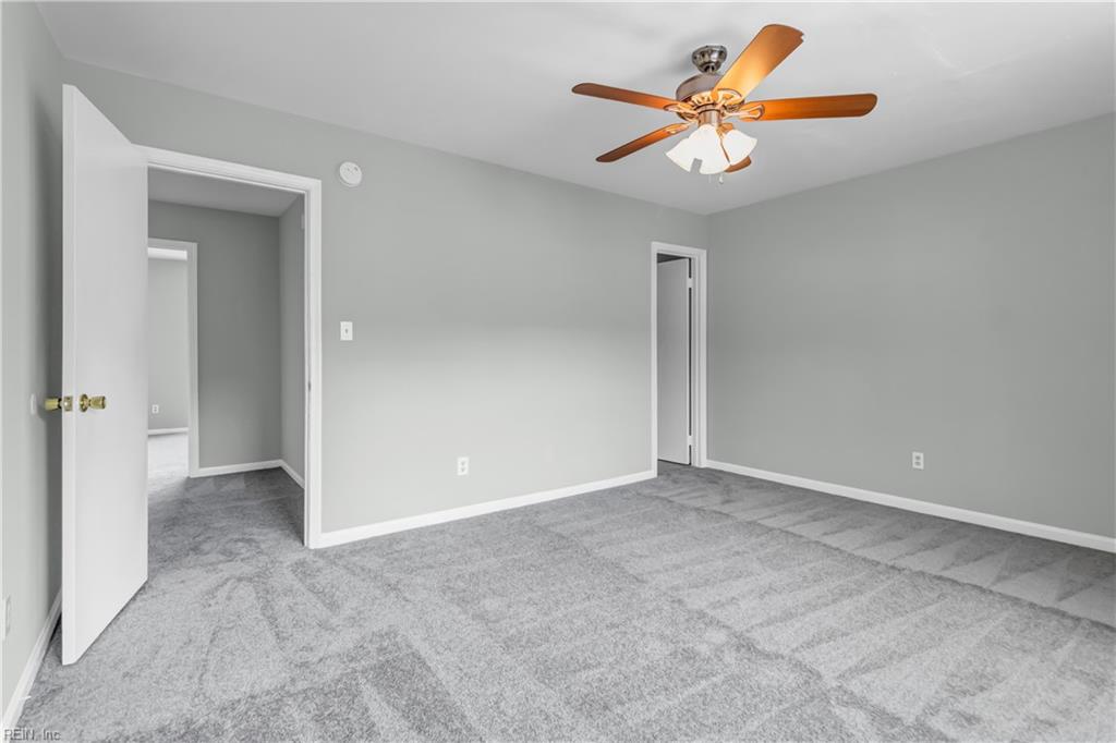 360 Susan Constant Dr Property Photo 10