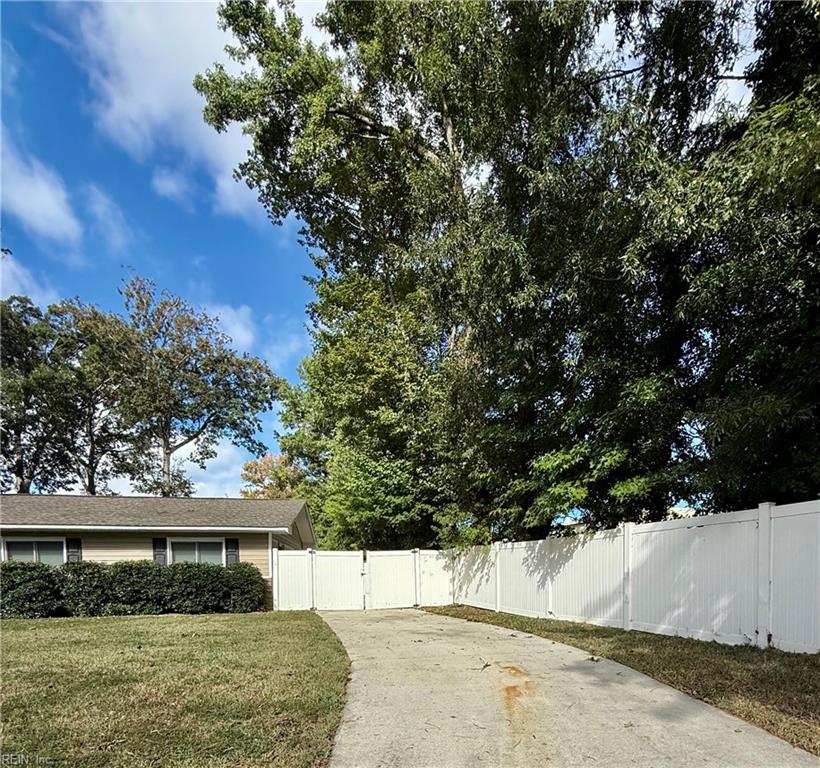 4700 Victory Rd Property Photo 33