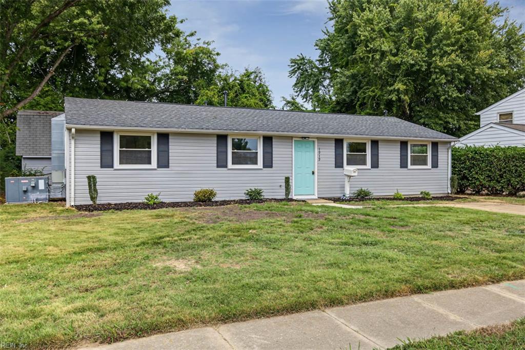1919 Demetro Dr Property Photo 1